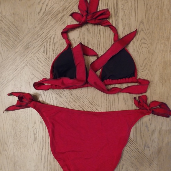 BECCA bikini - Picture 2 of 2